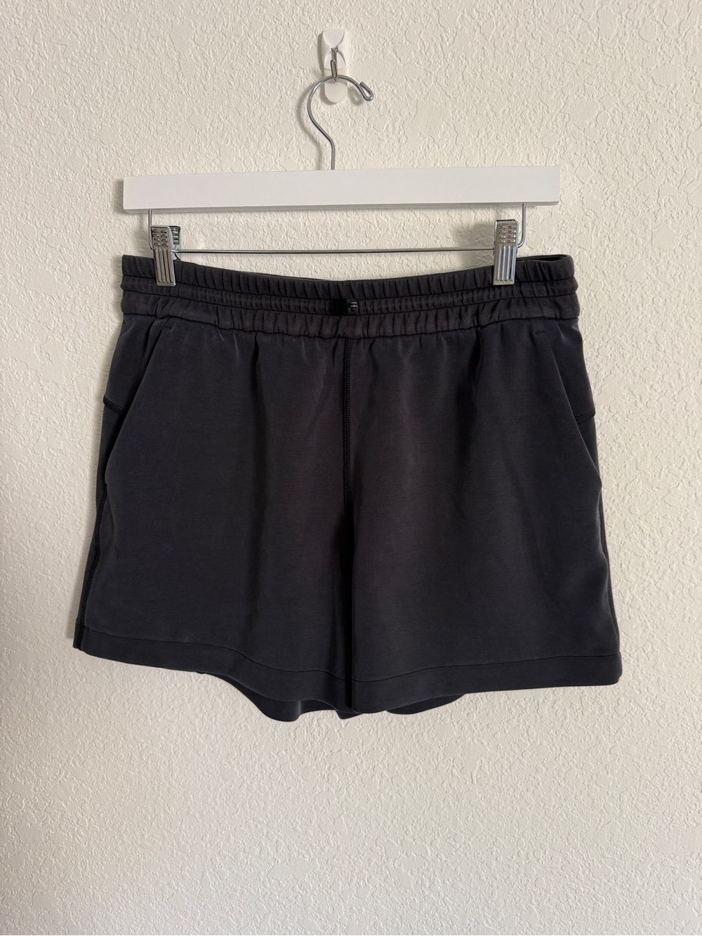 lululemon athletica Softstreme High Rise Shorts - Black